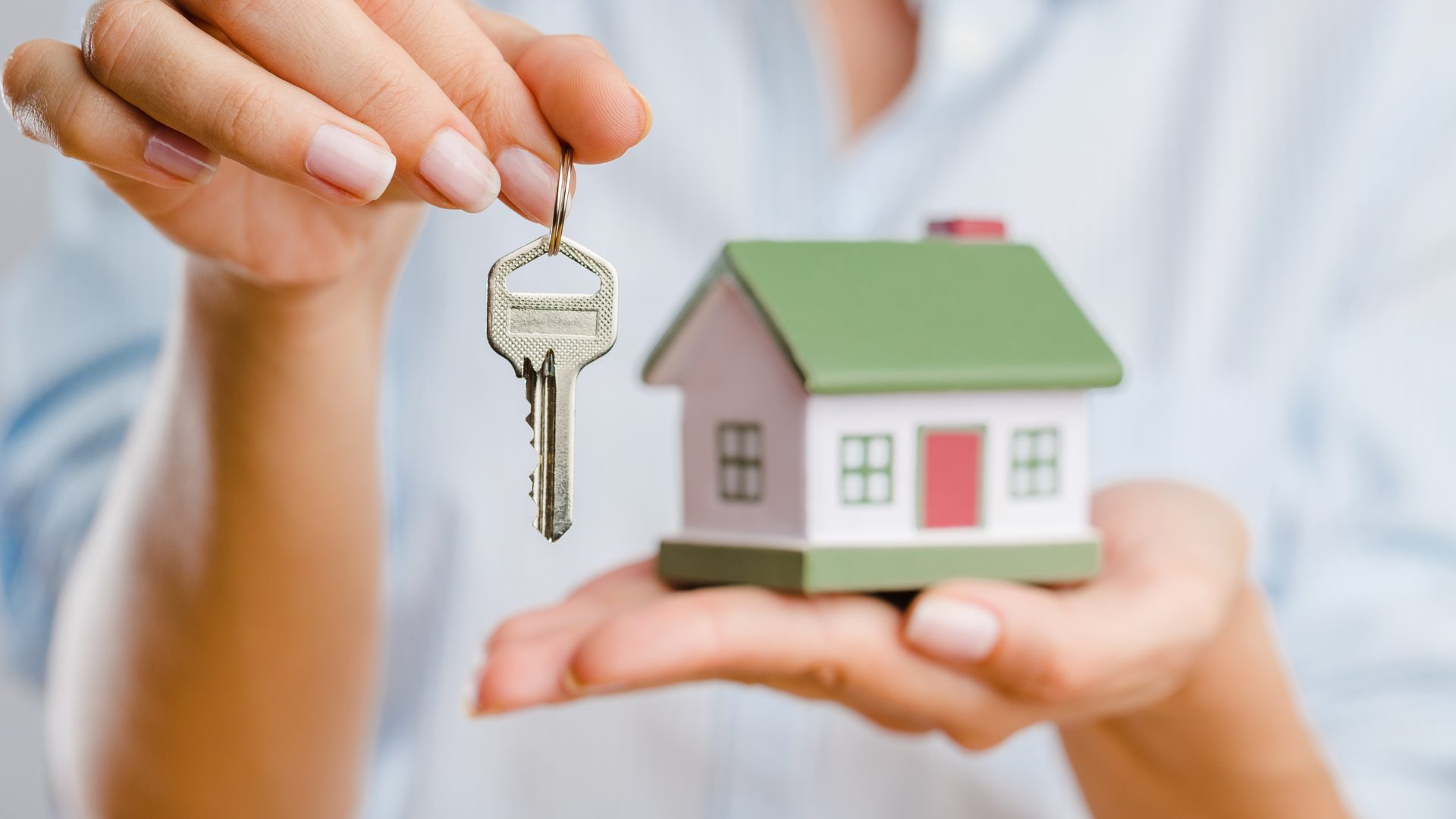8 Things To Do Before Moving to a New House