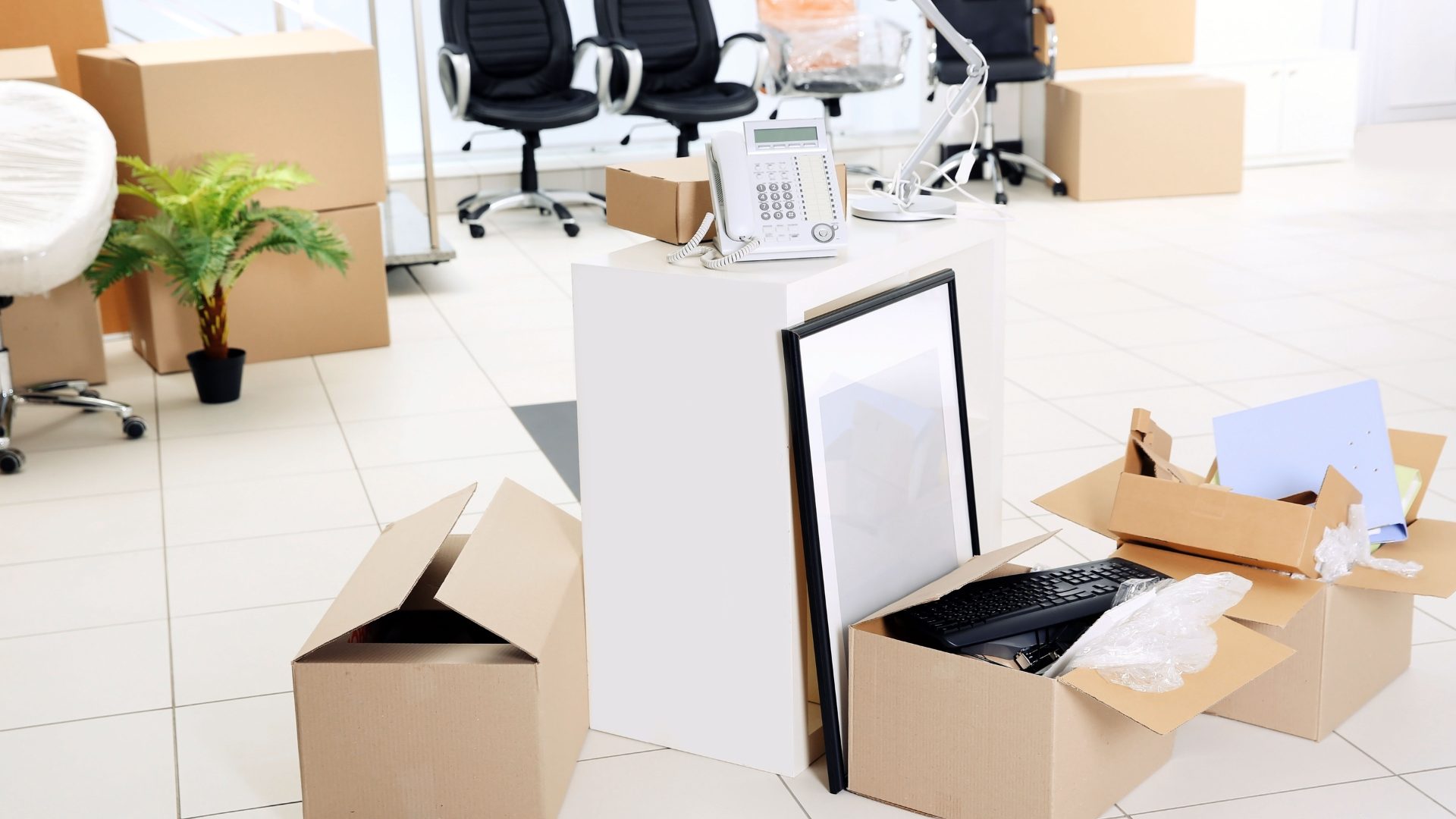 Tips to Safely Pack and Move Your Valuable Equipment and Technology