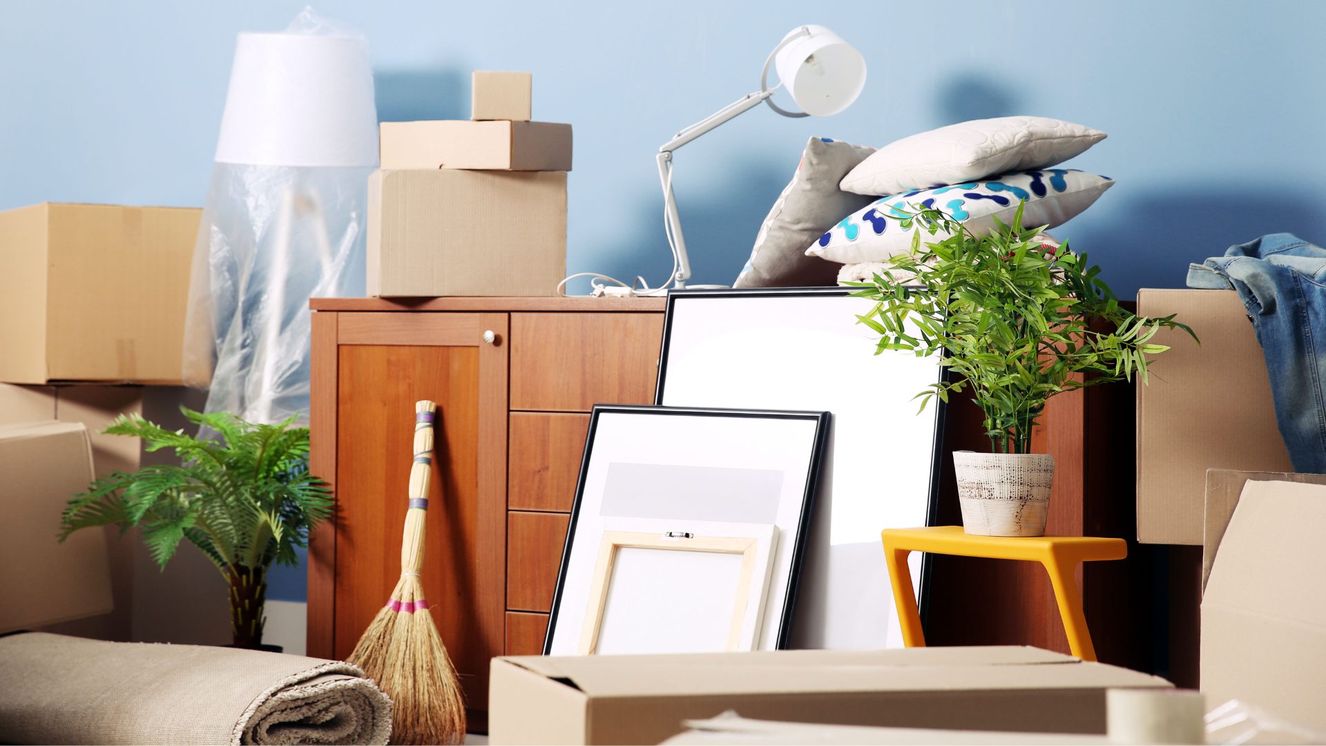 How to Pack Your Art and Decorations for a Move